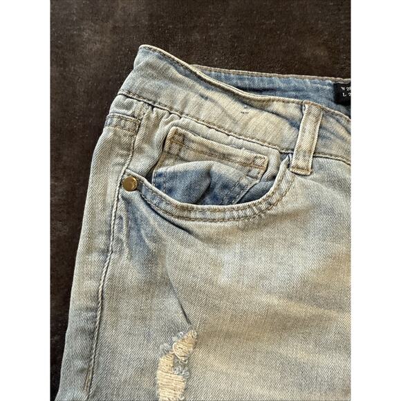 Dollhouse Women's Charley Jeans Denim Distressed Blue Light Wash Size 7 - Picture 8 of 16
